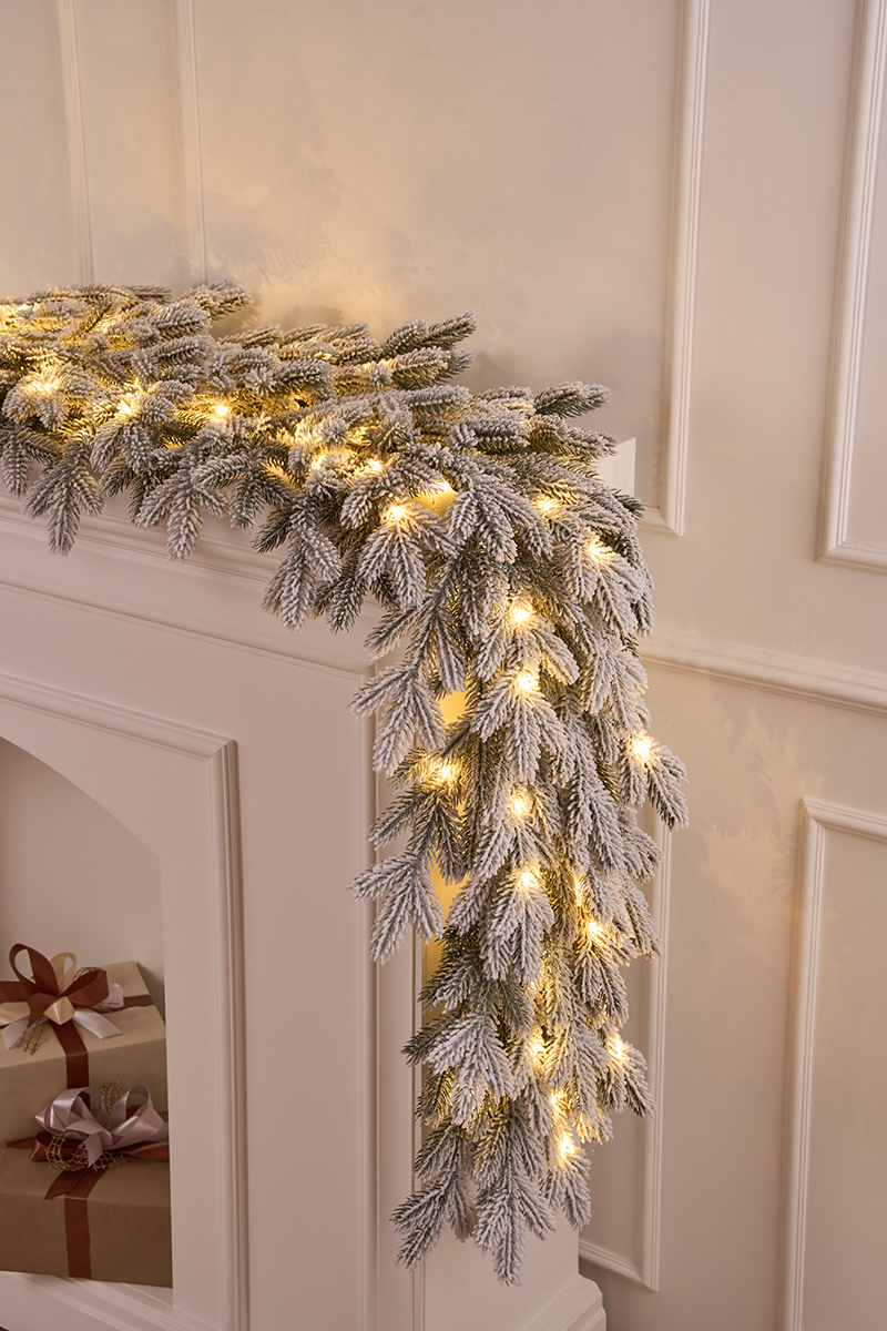 Гирлянда рождественская Византийская заснеженная с лампочками