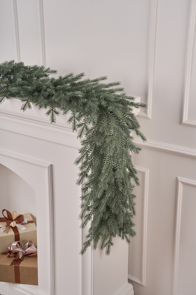 Гирлянда рождественская Мурманская голубая