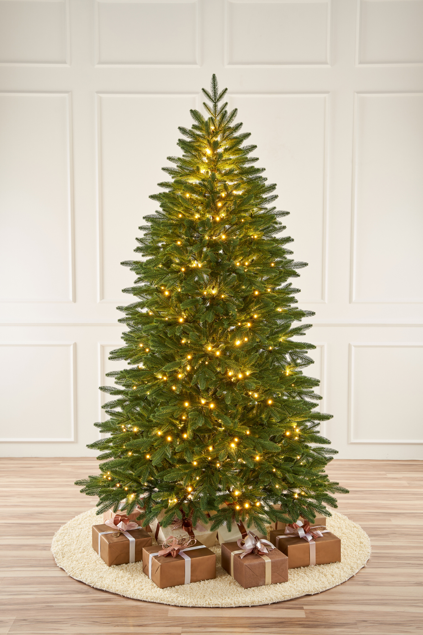 Ель искусственная литая Самарская с лампочками