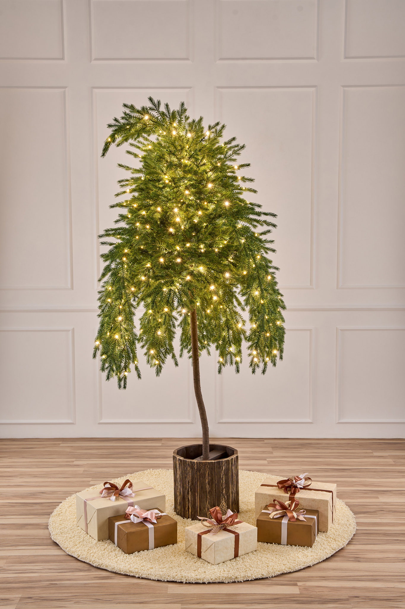 Ель искусственная с лампочками Фиджи