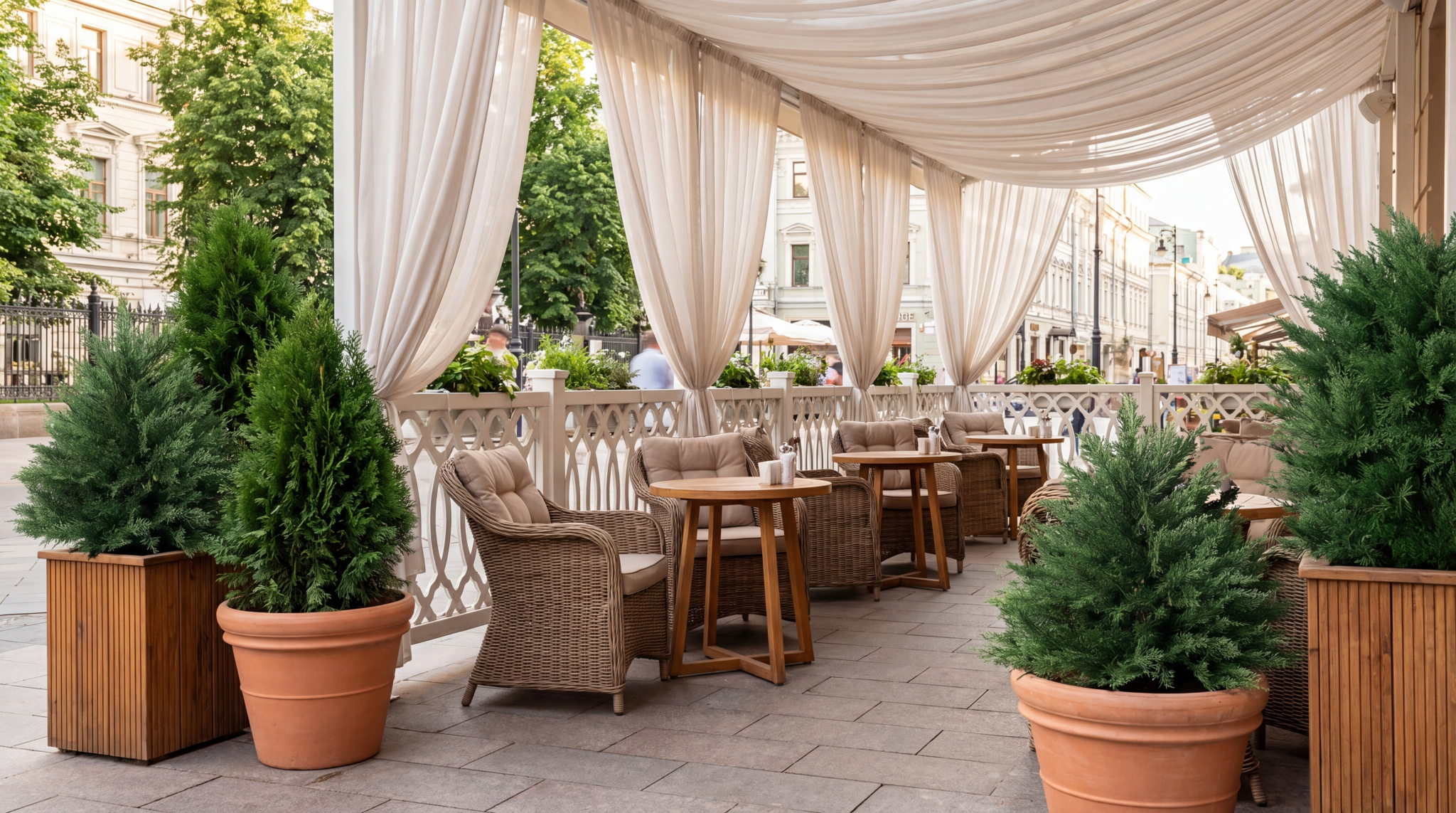 Искусственные туи от Max Christmas