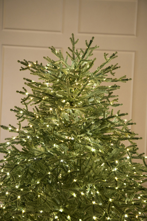 Ель голубая с лампочками литая Арко Элитная