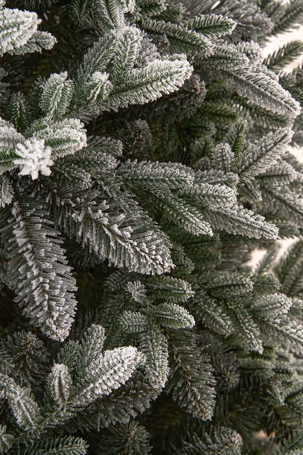 Ель искусственная премиум заснеженная Валдайская