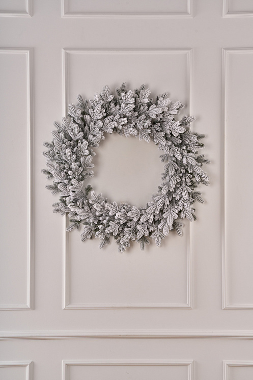 Венок рождественский заснеженный Византийский