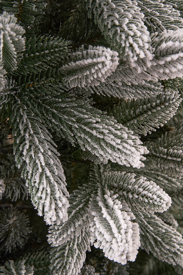 Ель искусственная премиум заснеженная Вологодская