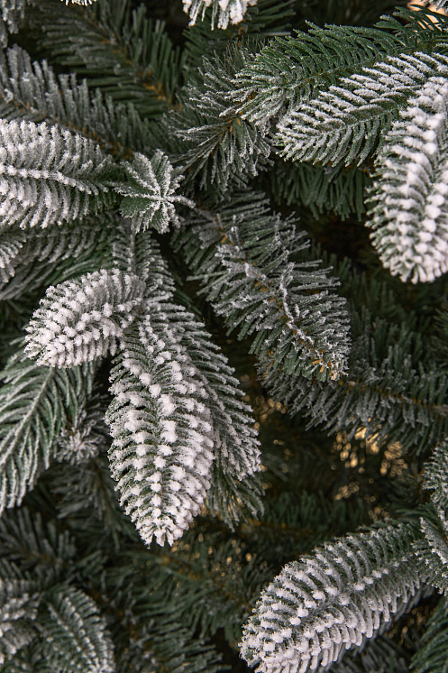 Ель искусственная премиум заснеженная Вологодская