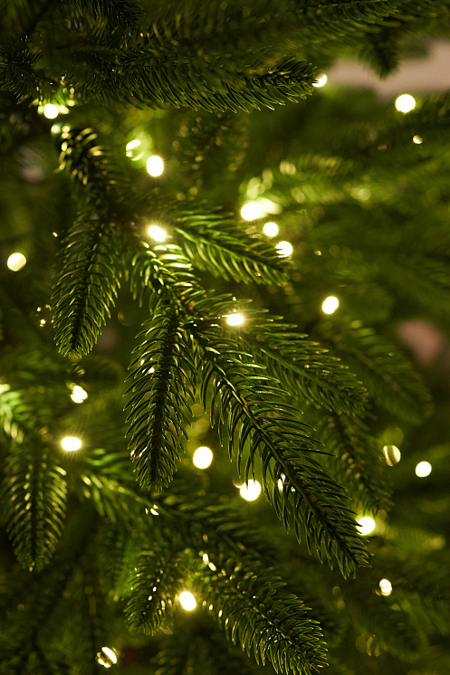 Елка с лампочками литая Пушкинская