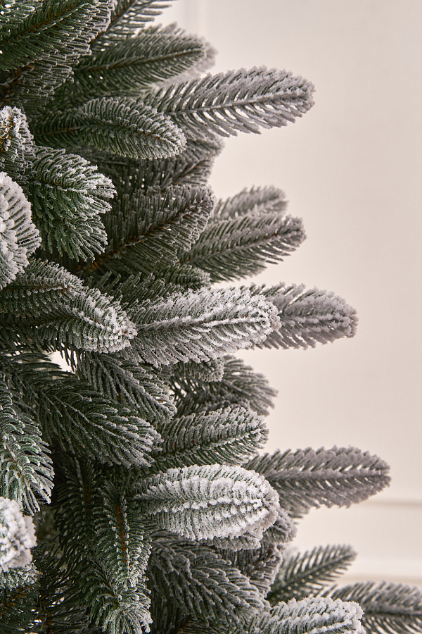 Ель искусственная премиум заснеженная Вологодская