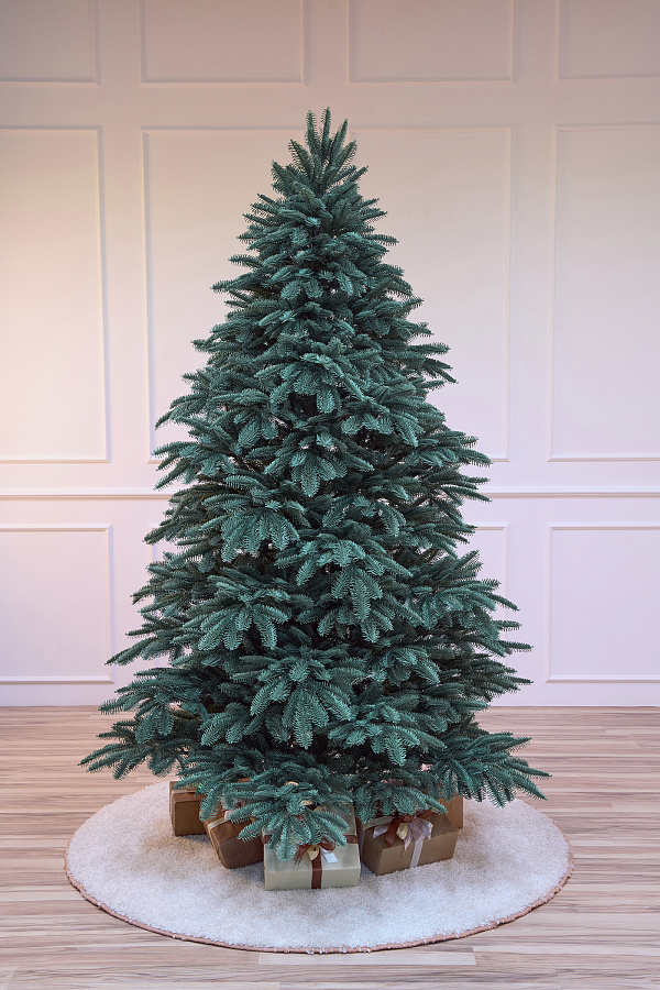 Ель литая Нобилис голубая