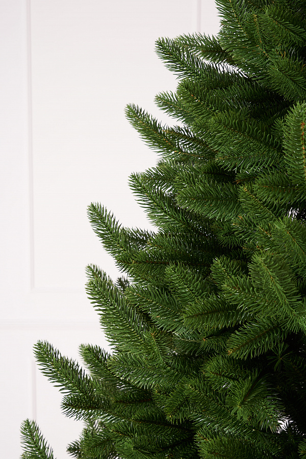 Ель литая Сочинская