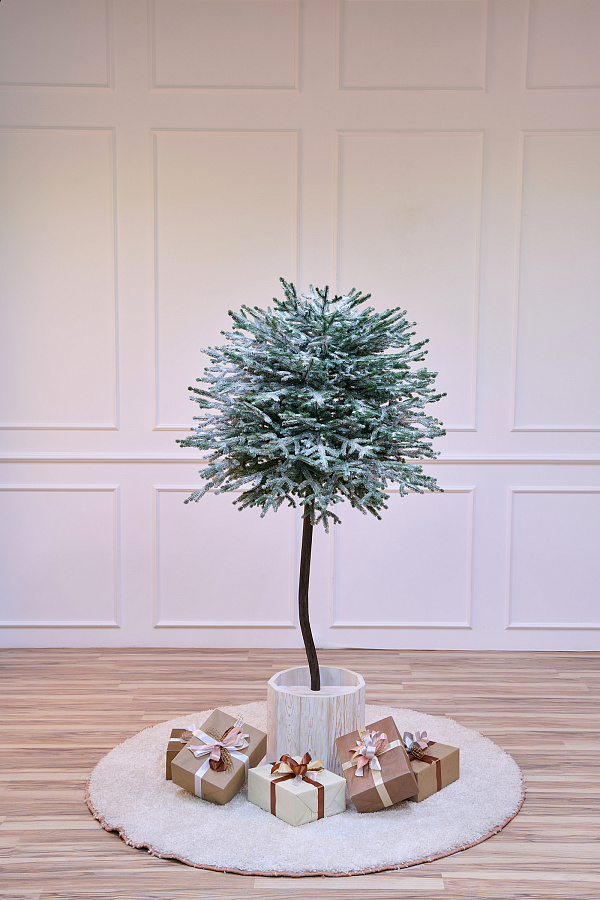 Ель искусственная заснеженная Эми на штамбе