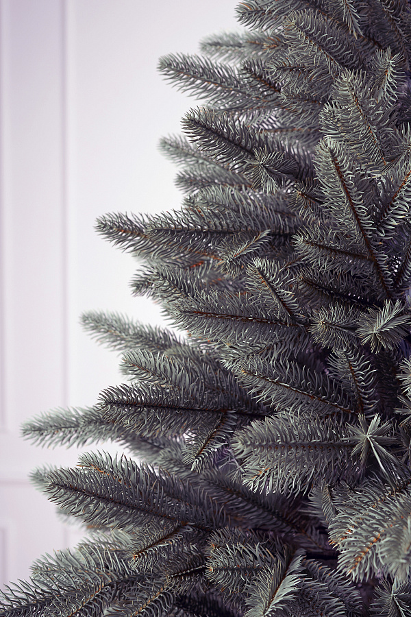 Ель литая Коломенская голубая