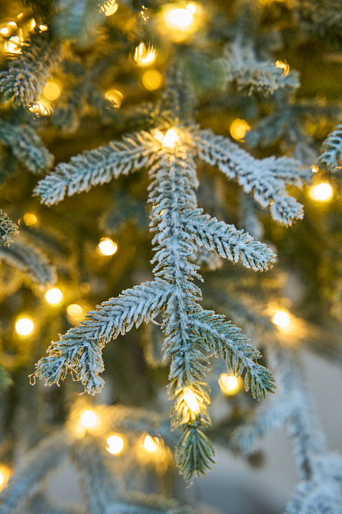Ель искусственная Эми с лампочками заснеженная на штамбе