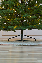 Елка с лампочками литая Пушкинская