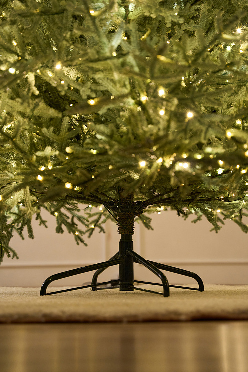 Ель голубая с лампочками литая Арко Элитная