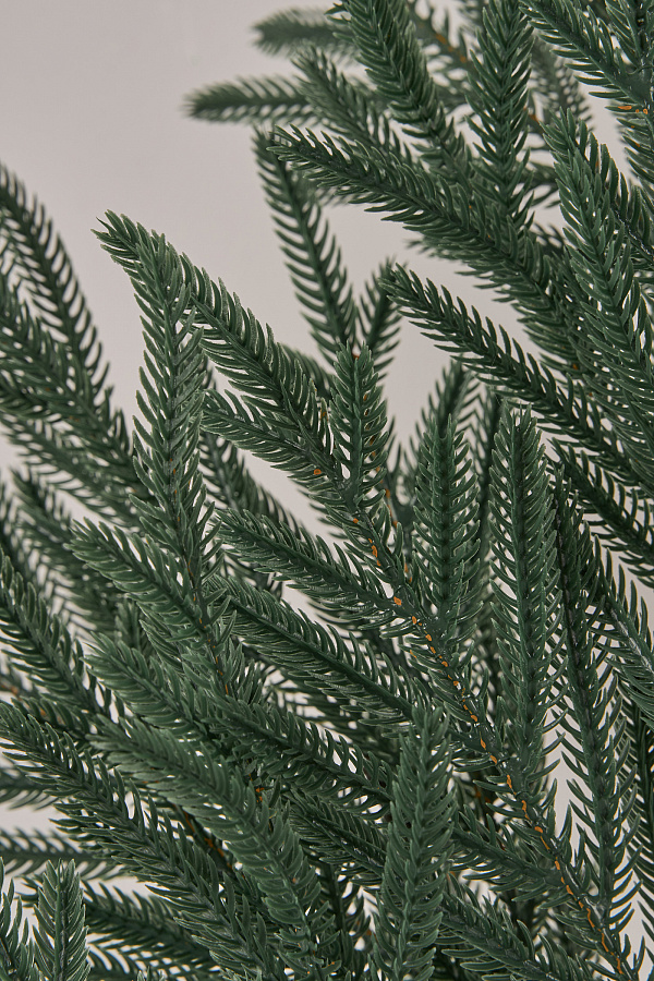 Лапа еловая искусственная