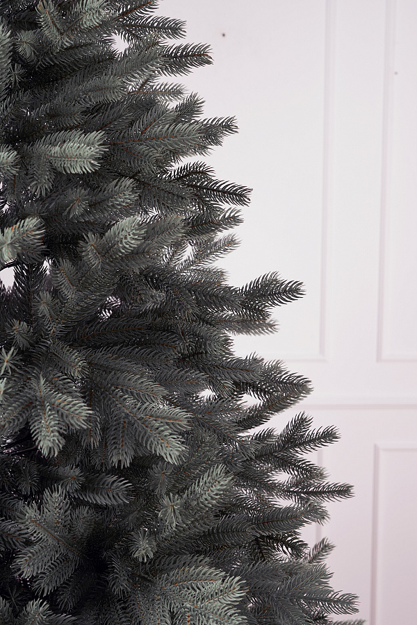 Ель искусственная литая Новгородская голубая