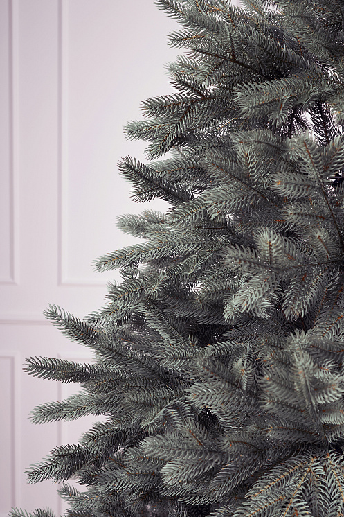 Ель искусственная литая Новгородская голубая