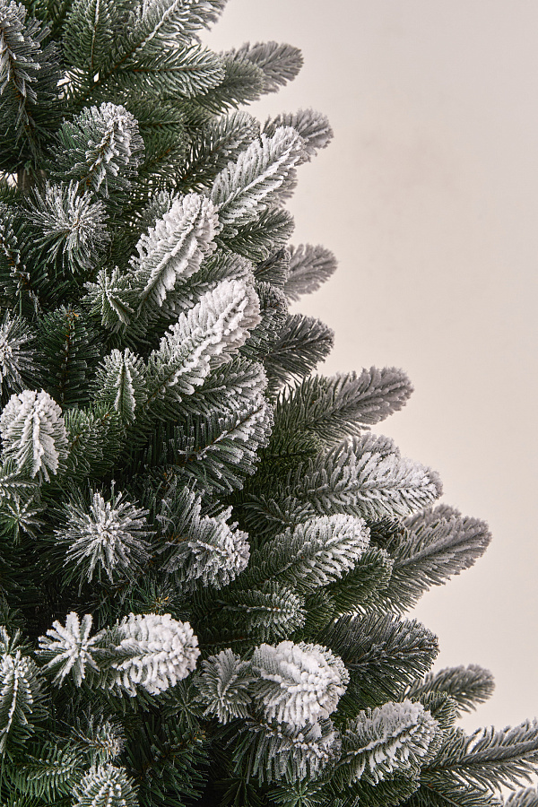 Ель искусственная премиум заснеженная Омская