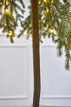 Ель искусственная заснеженная с лампочками Фиджи